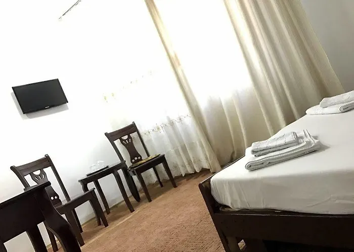 Hotel Funnytime Boekarest