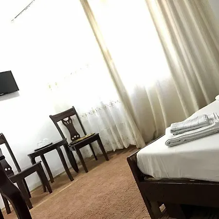 Отель Funnytime Бухарест