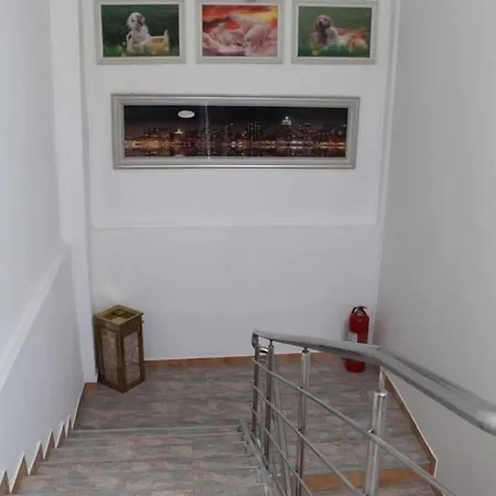 מלון Funnytime 3*