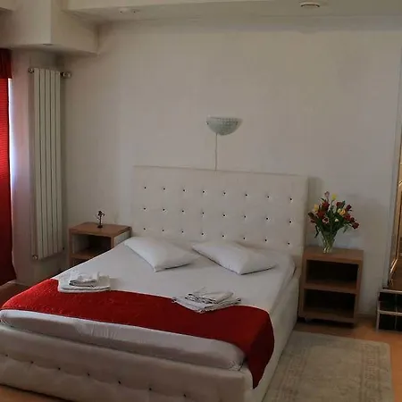 Hotel Funnytime Bucharest