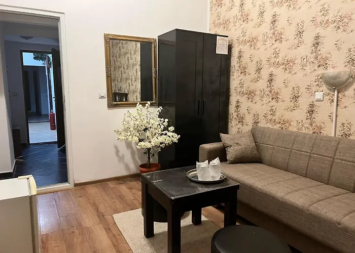 ホテル Funnytime ブカレスト