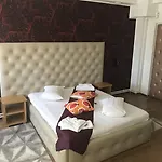 有趣时光酒店 3*